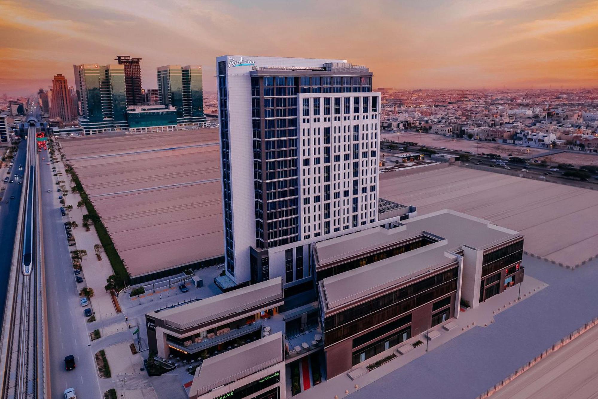 Radisson Hotel & Residence Riyadh Olaya Eksteriør bilde